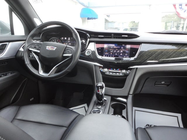 2022 Cadillac XT6 Premium Luxury