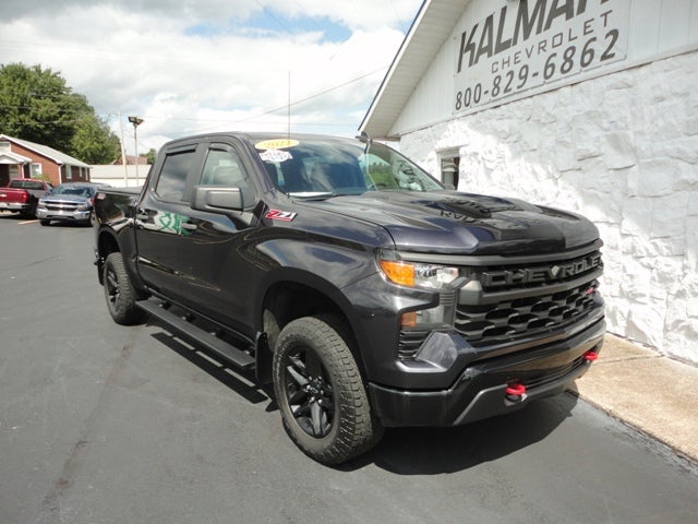 2022 Chevrolet Silverado 1500 Custom Trail Boss