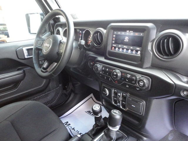 2023 Jeep Wrangler Base