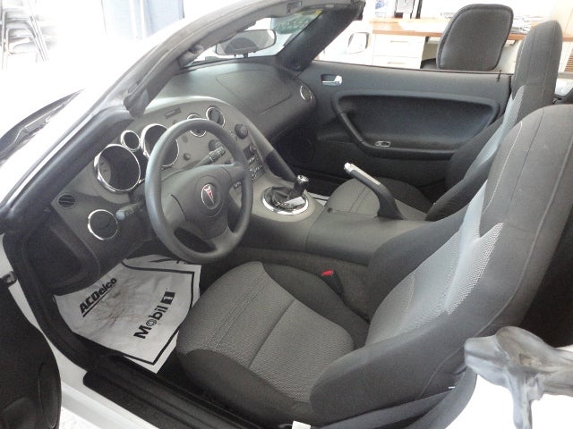 2006 Pontiac Solstice Base